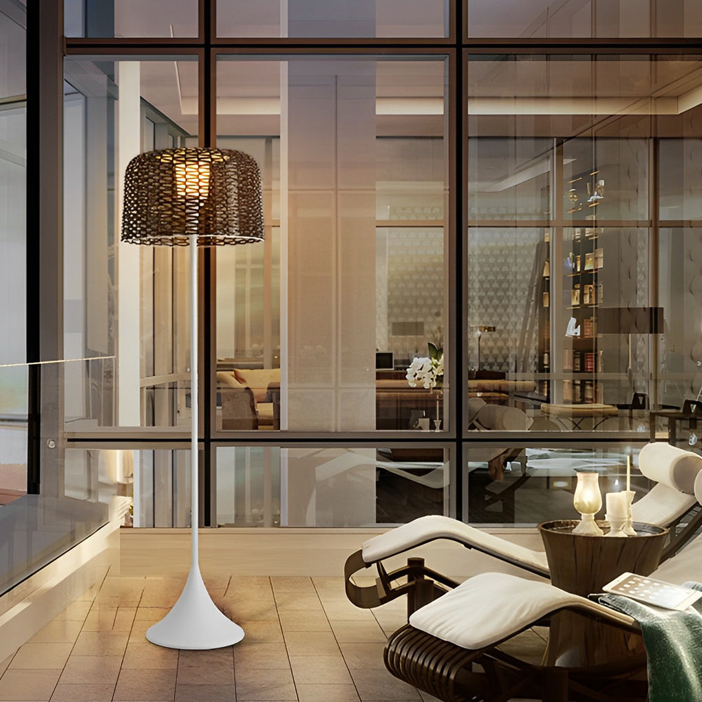 1 Light Mesh Outdoor Floor Lamp