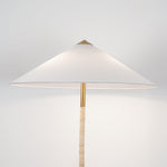 9602 Floor Lamp