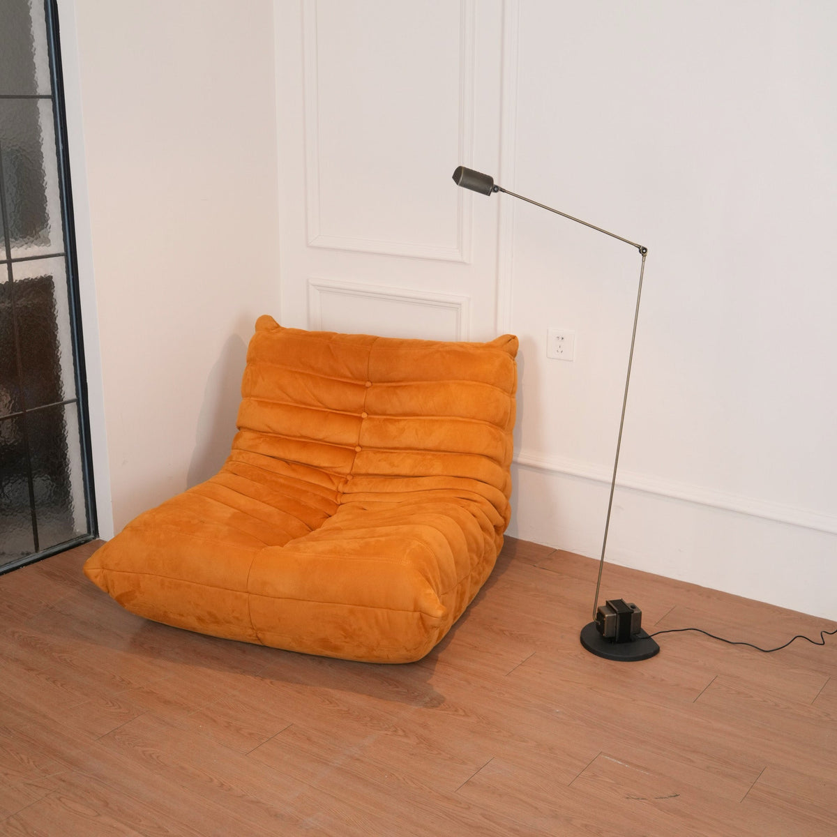 apex-flex-floor-lamp