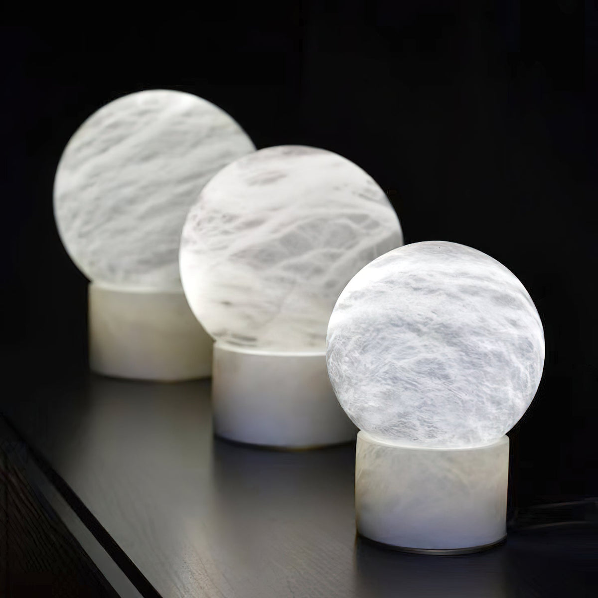 athena-table-lamp