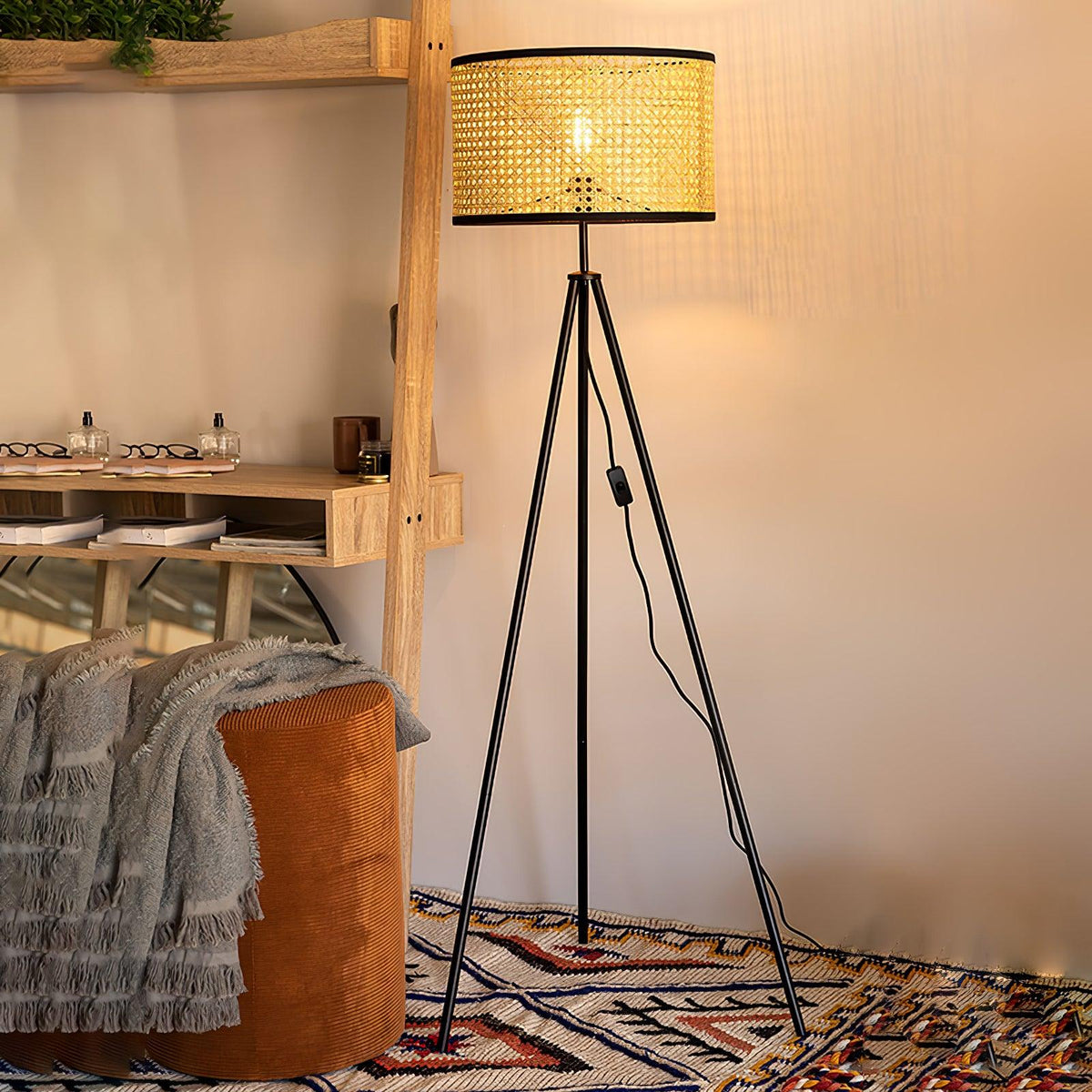 aubrey-floor-lamp