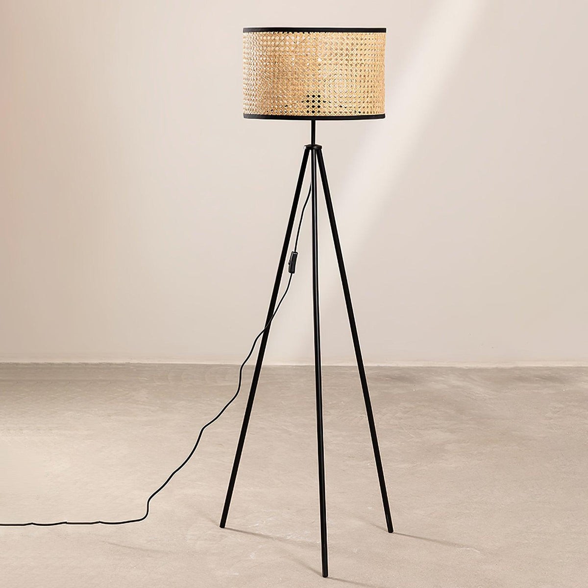 aubrey-floor-lamp