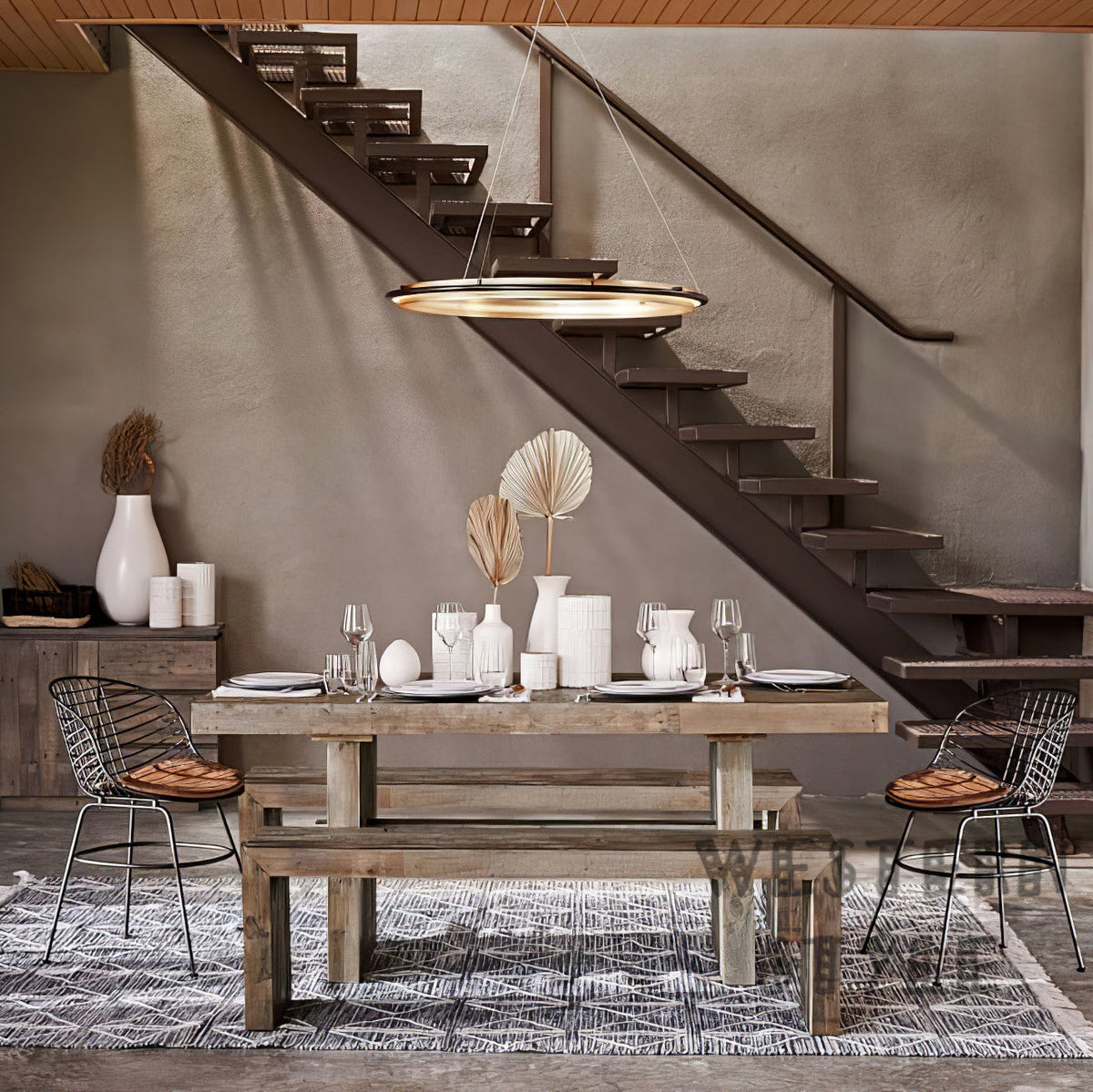 aura-acrylic-led-chandelier