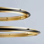 aura-acrylic-led-chandelier