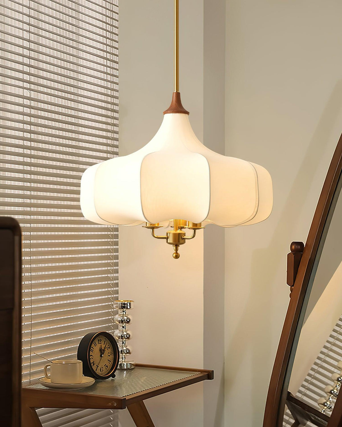 aurora-bloom-pendant-light