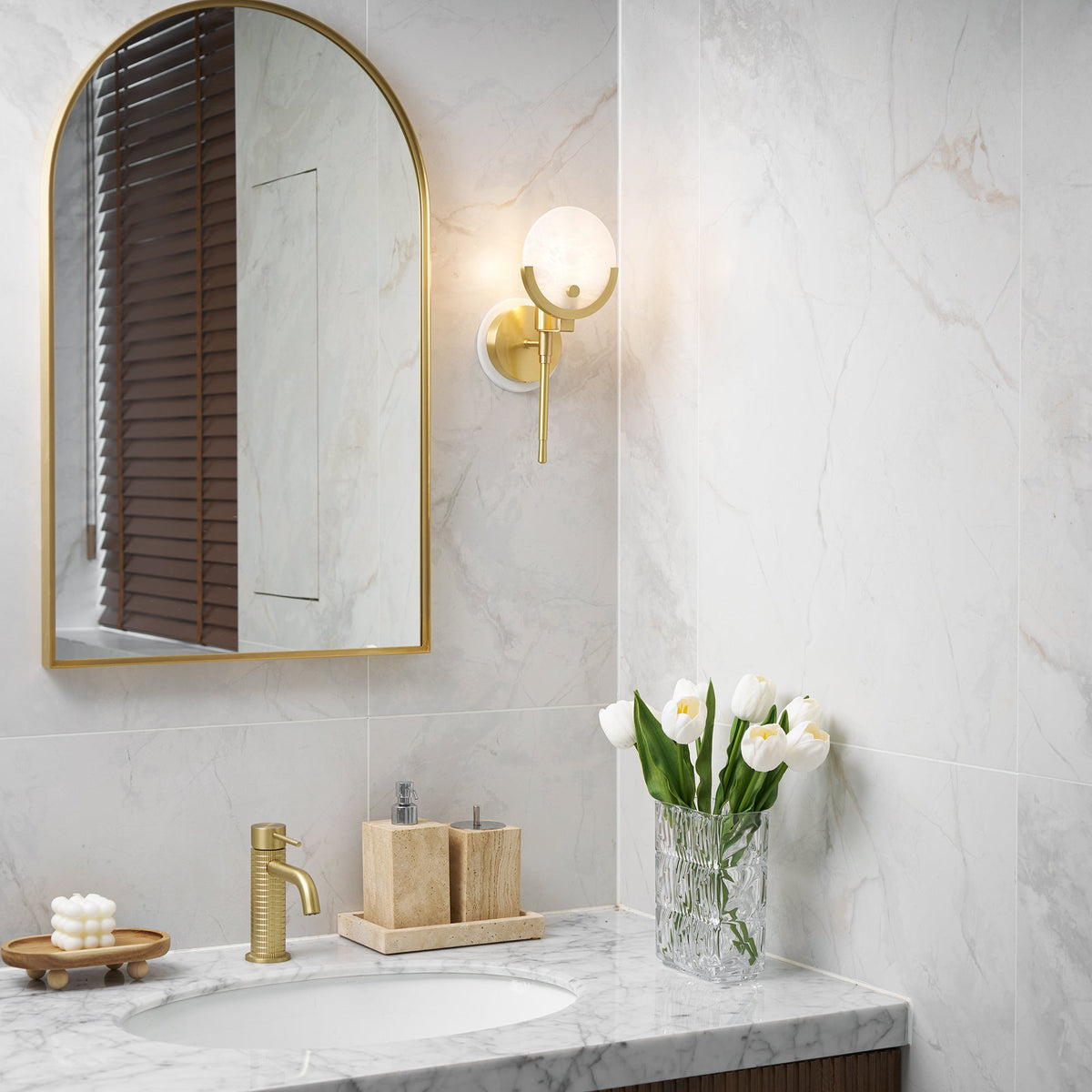 ava-brass-sconce