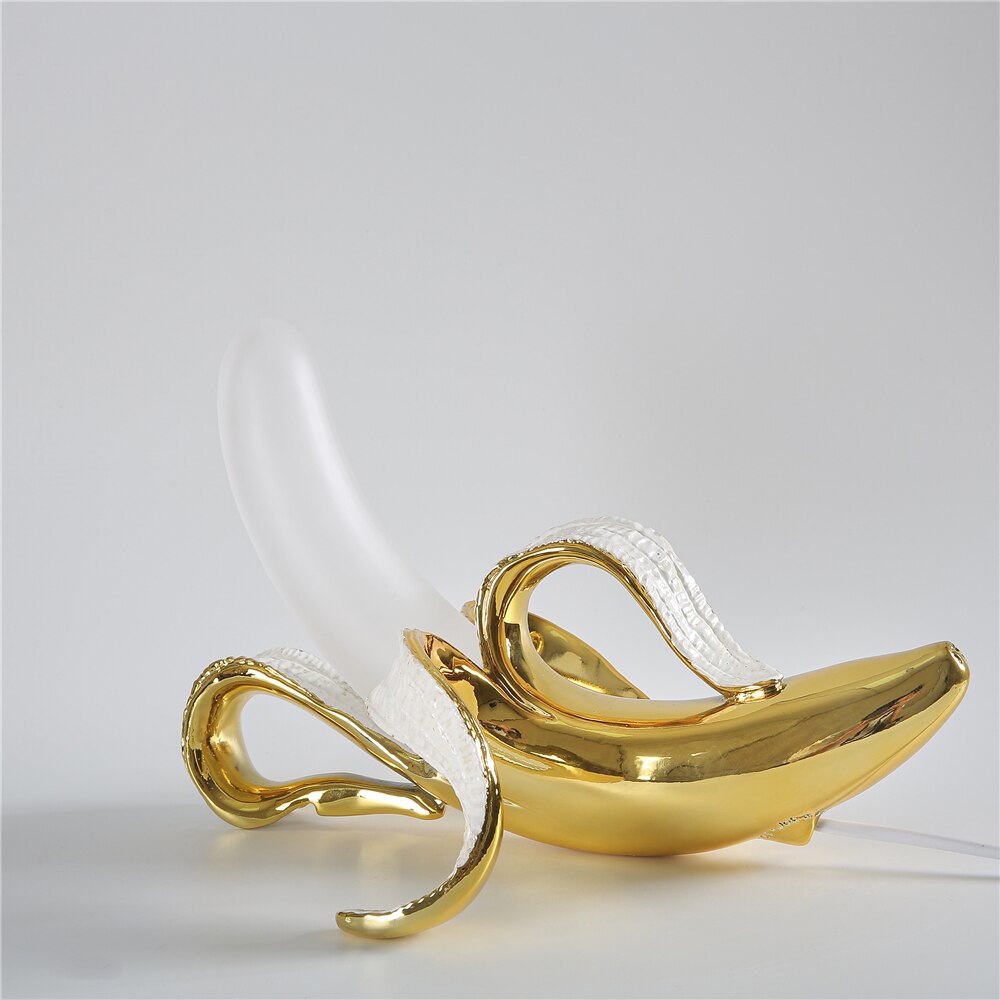 banana-table-lamp