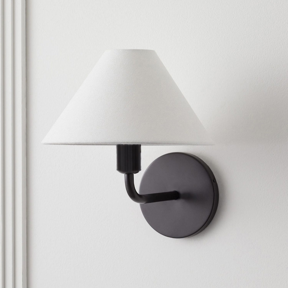 gilda-wall-lamp