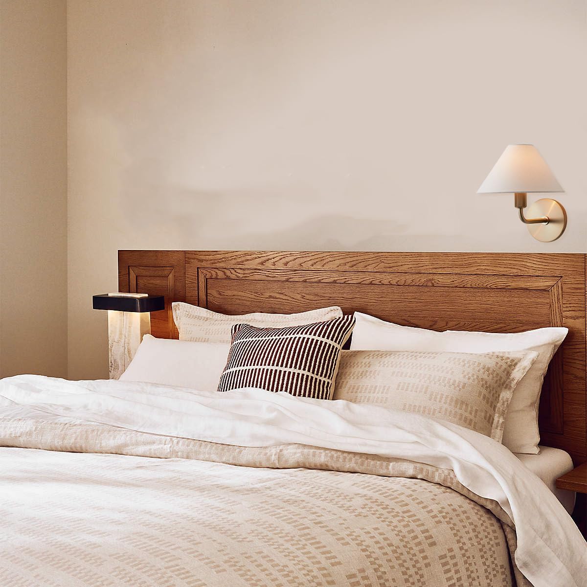 gilda-wall-lamp