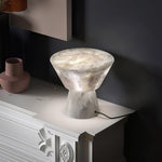 beta-table-lamp