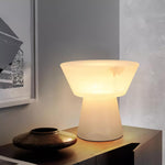 beta-table-lamp