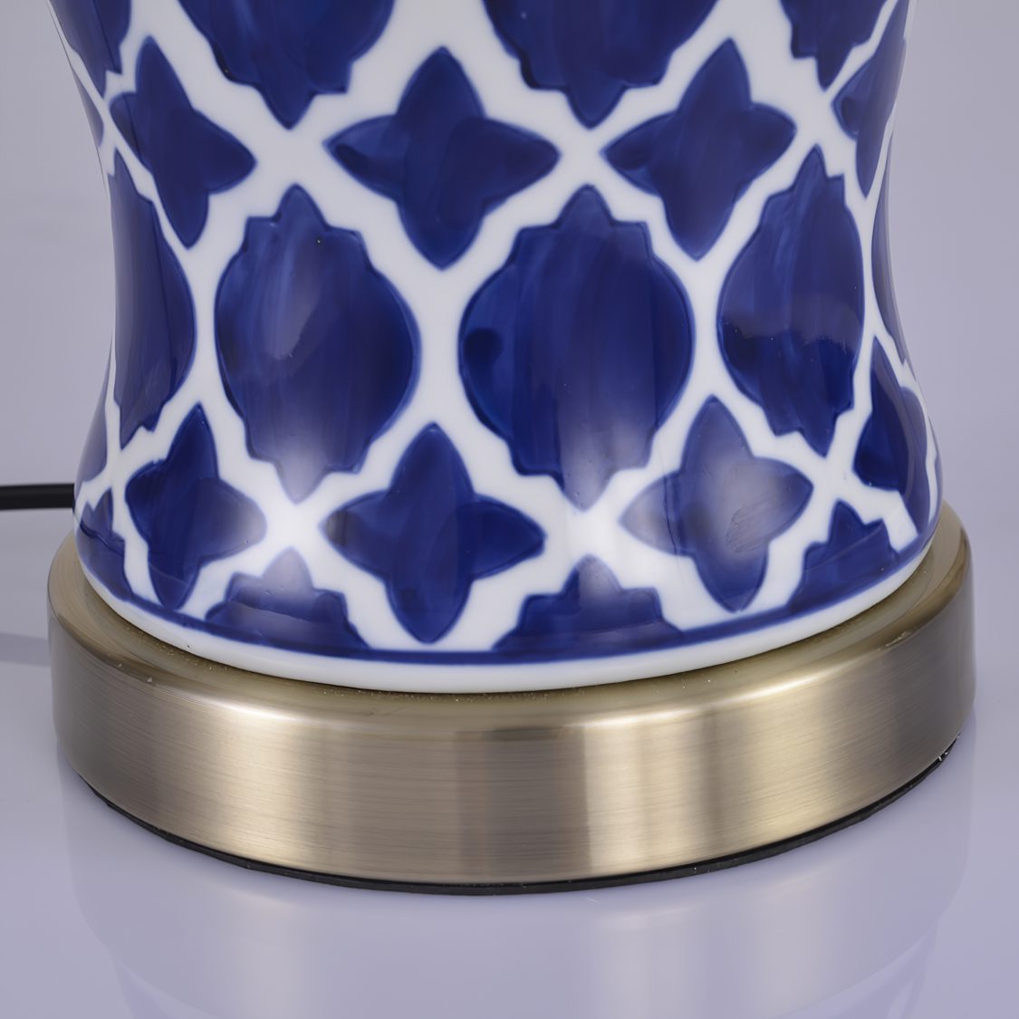 Blue and White Hope Table Lamp – Modern Ceramic Bedside Lighting for Living Room, Bedroom, and Office