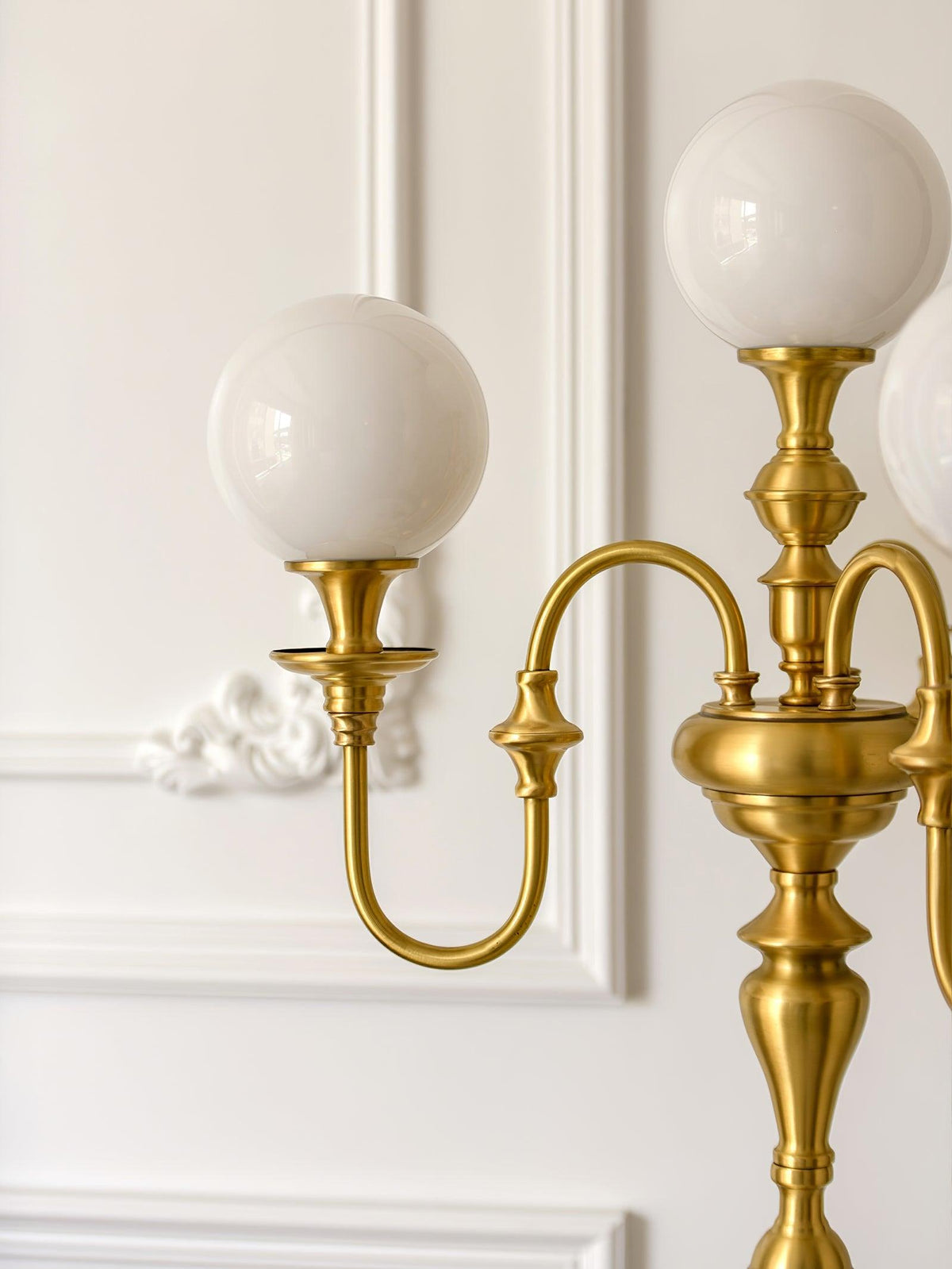 brass-candelabra-table-lamp