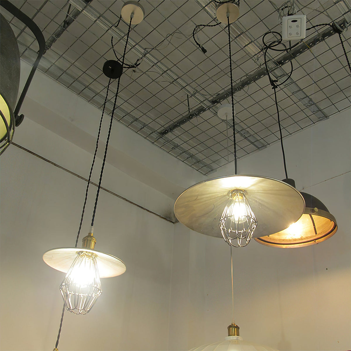 cantina-pendant-light