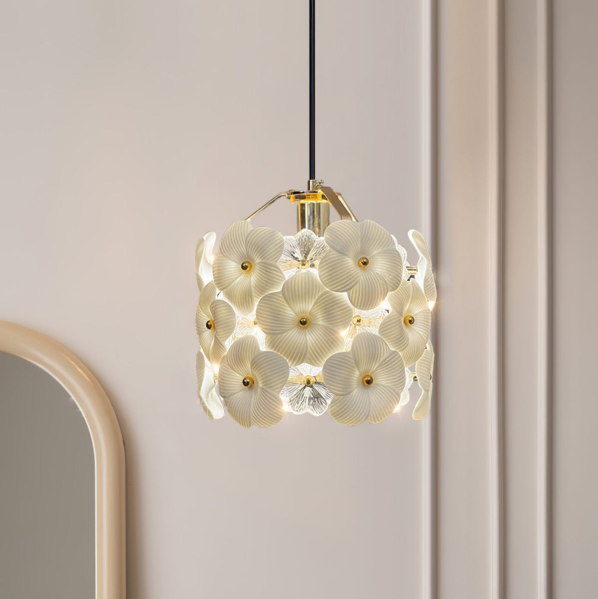 Charlotte Pendant Light