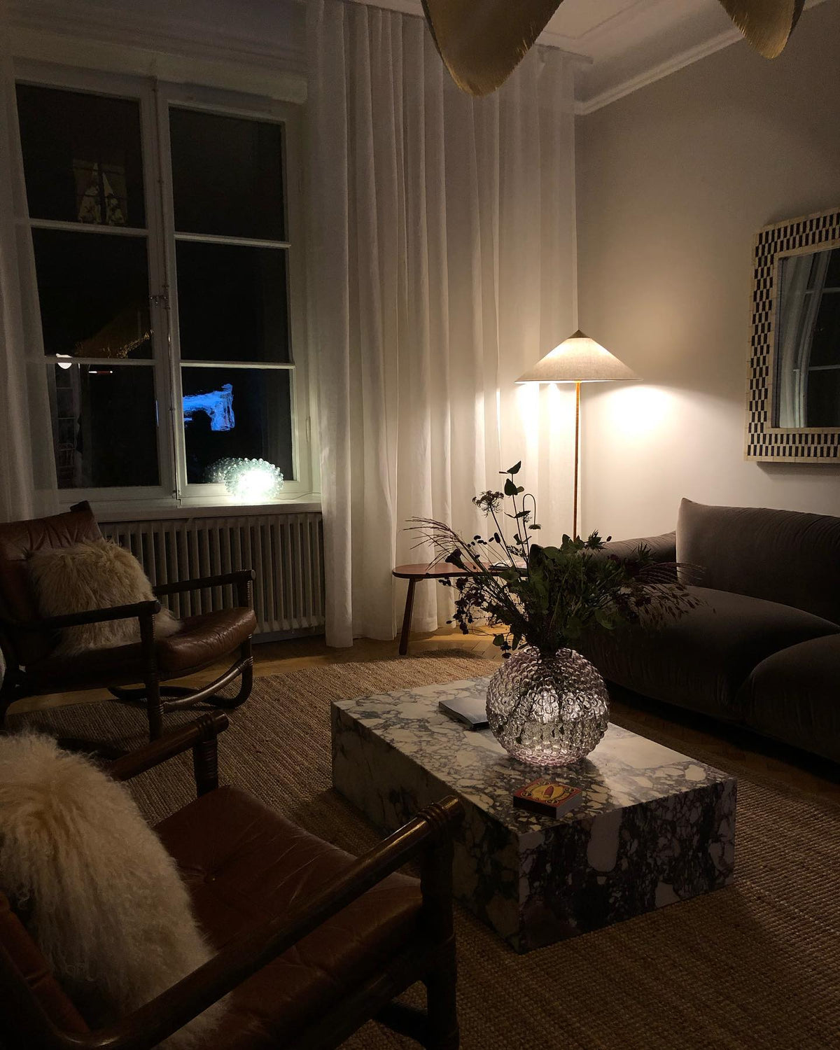 9602 Floor Lamp