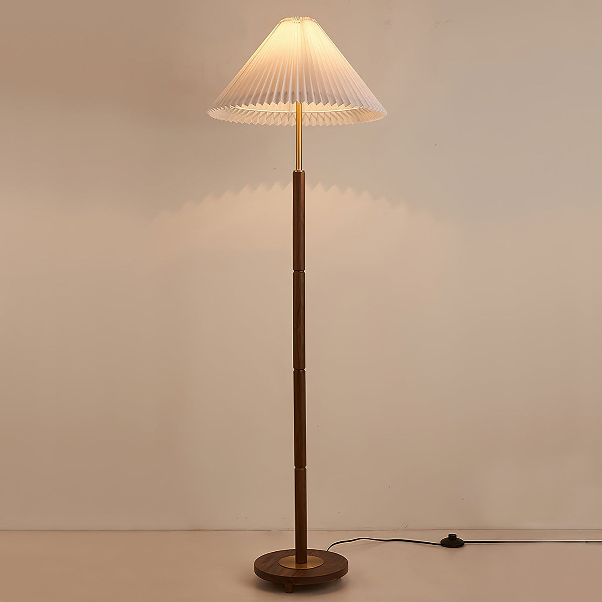 cone-pleated-floor-lamp