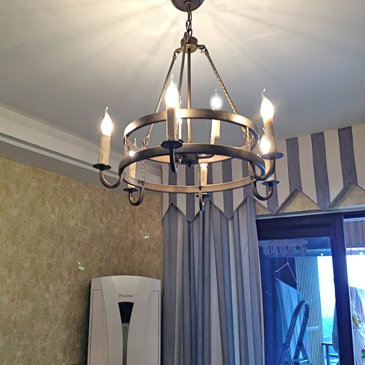 crowley-wagon-wheel-chandelier