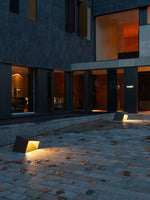 Cube Garden Light – Modern LED Outdoor Bollard for Patio & Pathway