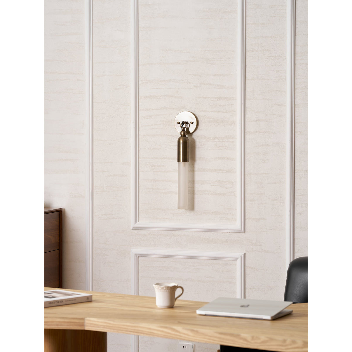 darby-wall-lamp