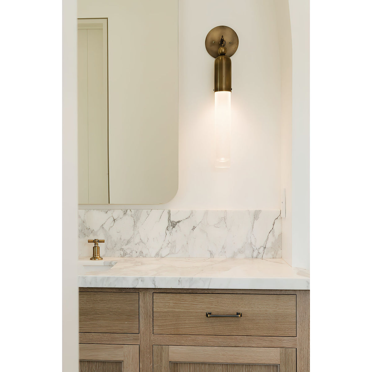 darby-wall-lamp
