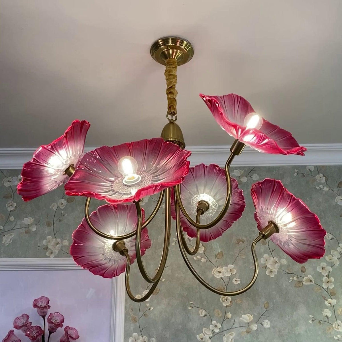 Luxury Lotus Leaf Chandelier Modern Gold Glass Pendant Light for Living Room Dining Room