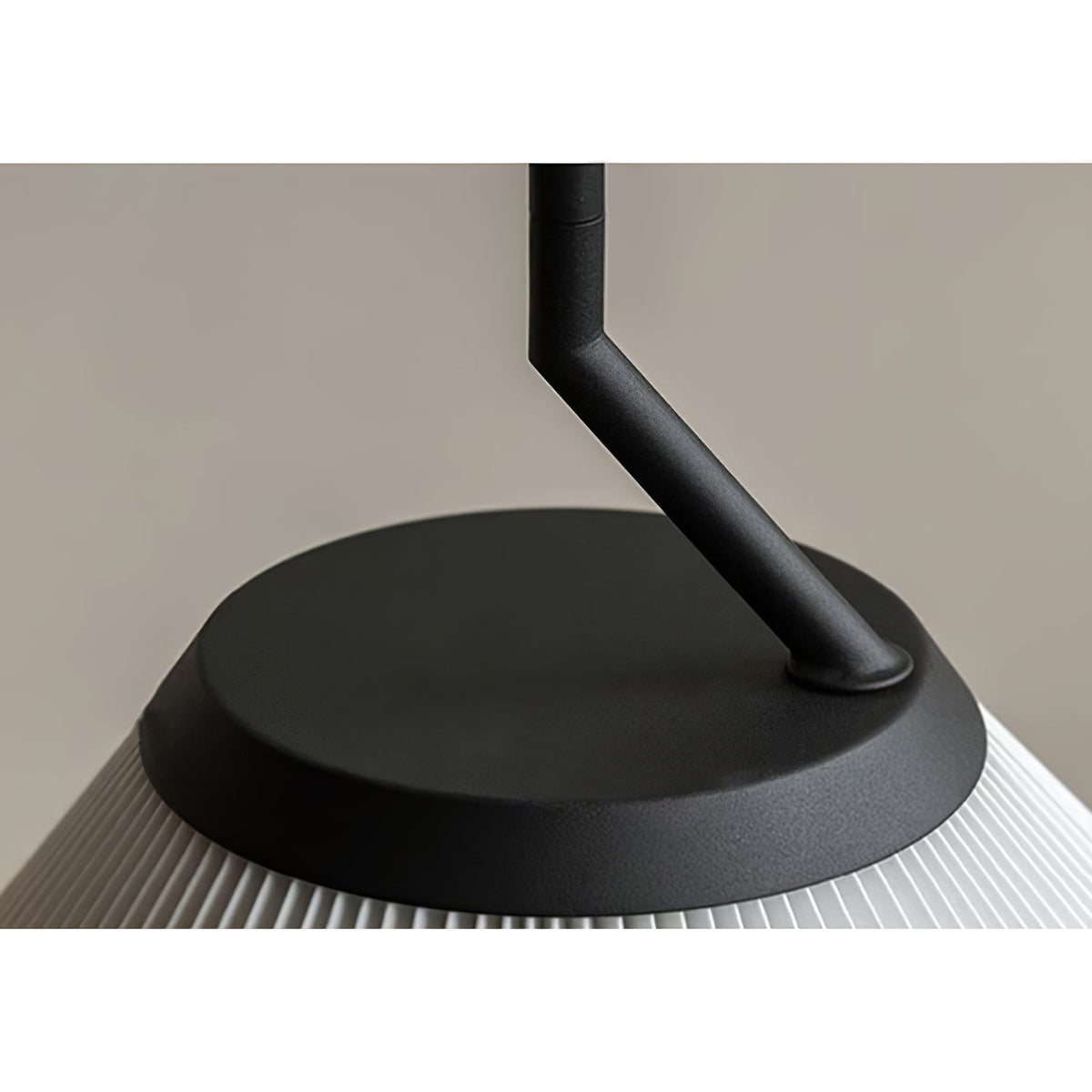 demare-pleated-pendant-lamp