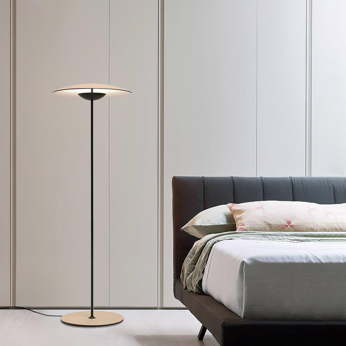 directional-floor-lamp