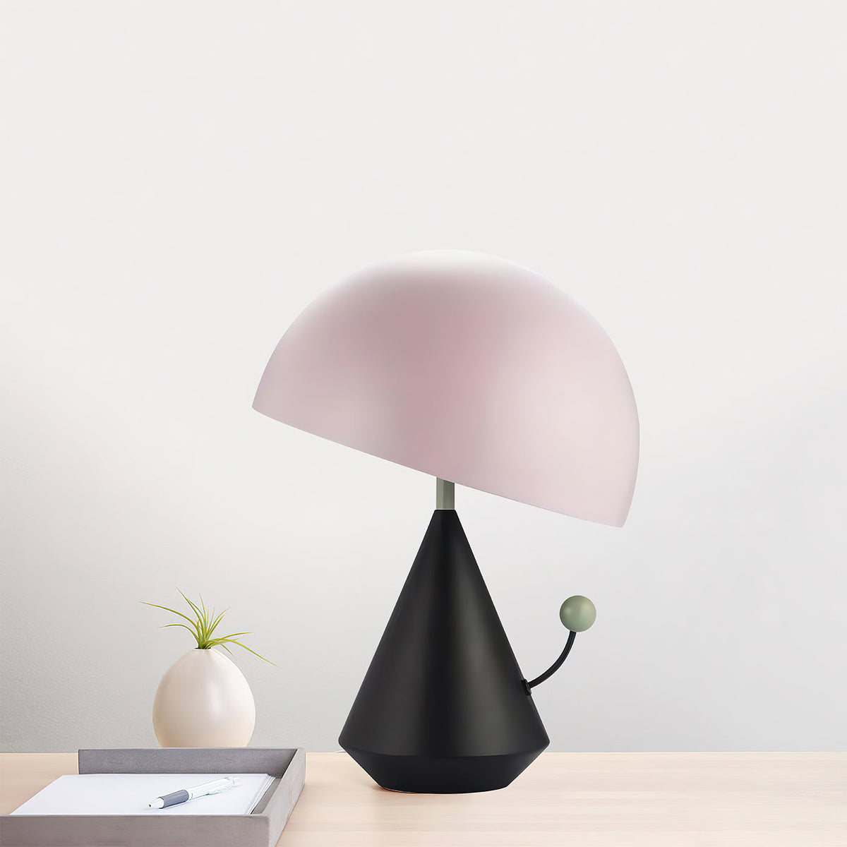 divina-desk-lamp