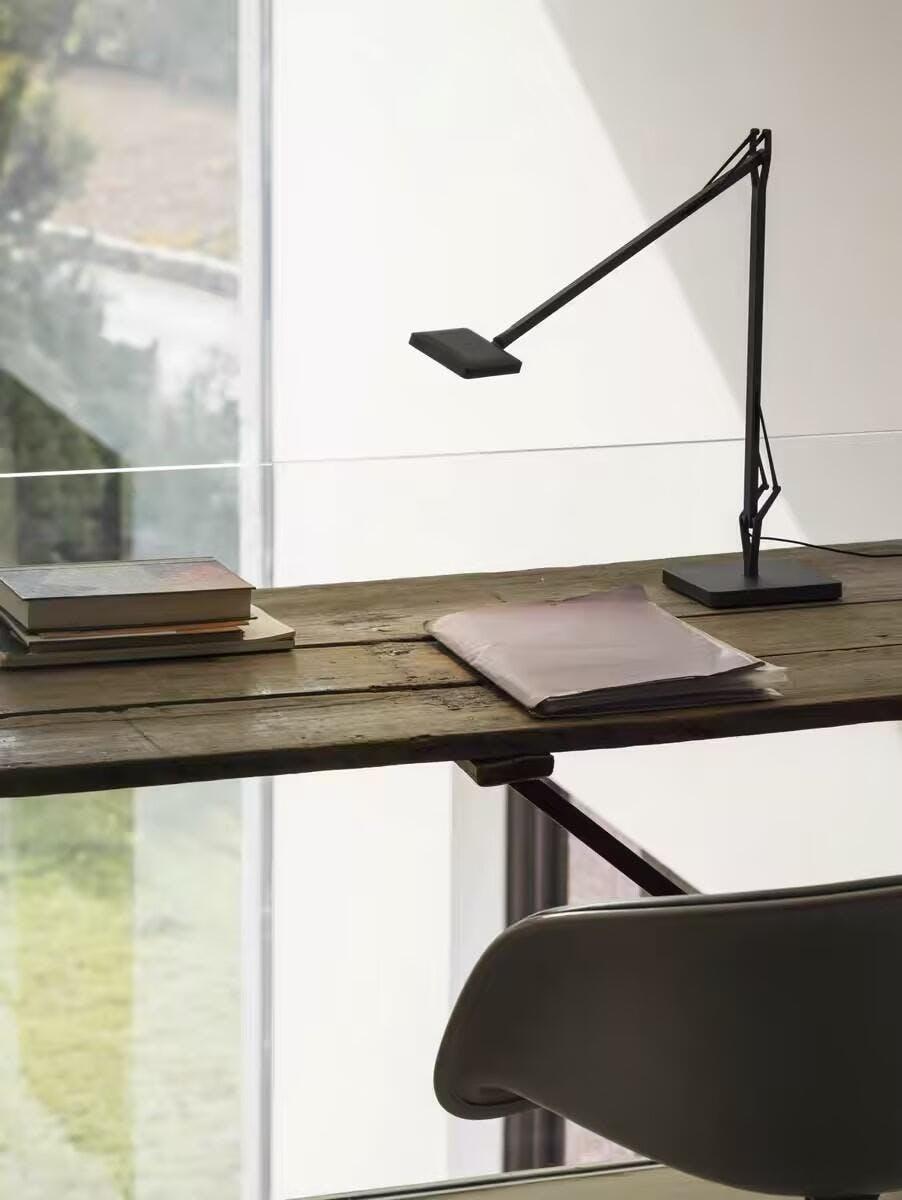 edge-table-lamp