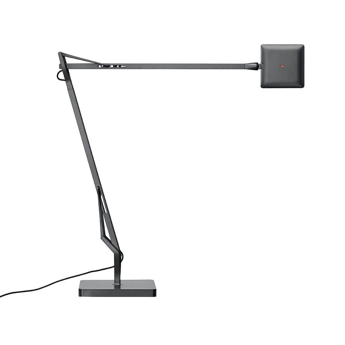 edge-table-lamp