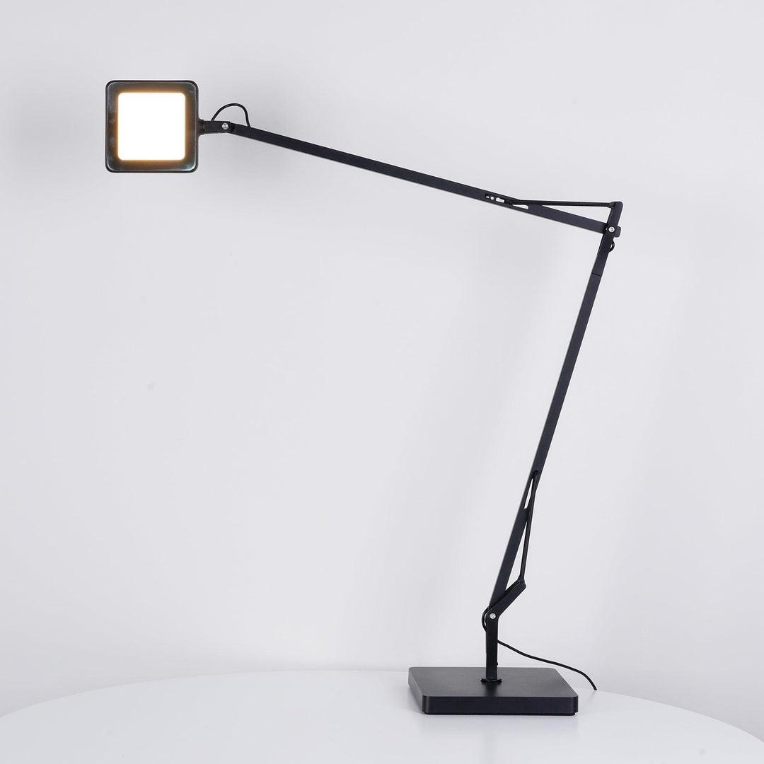 edge-table-lamp