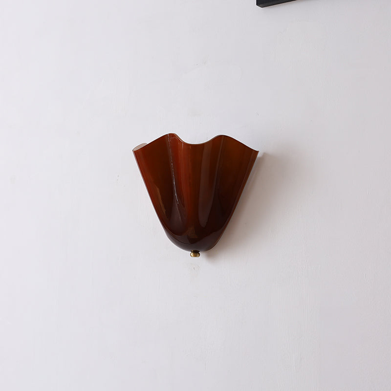 flower-glass-wall-lamp