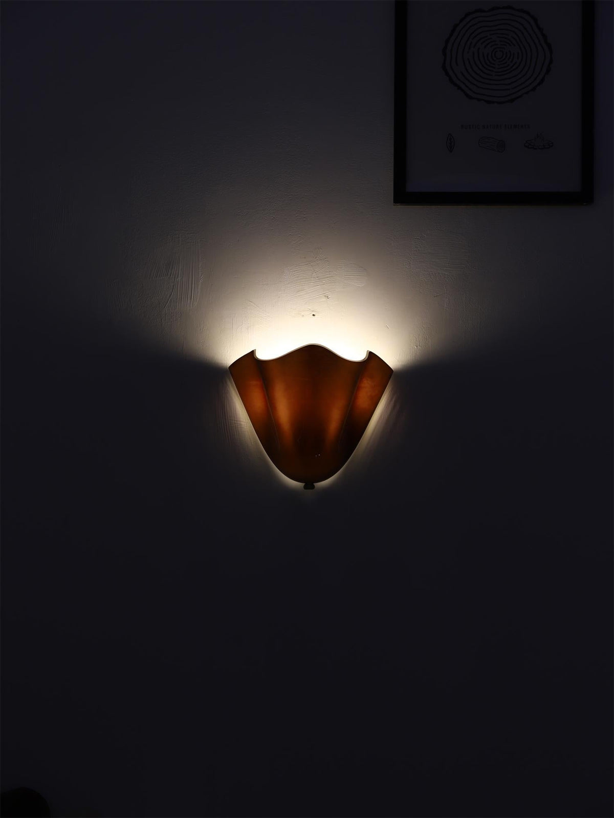 flower-glass-wall-lamp