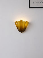 flower-glass-wall-lamp