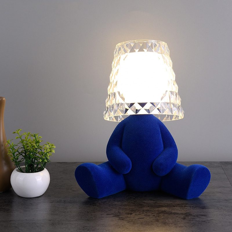 Fluffy Team Table Lamp