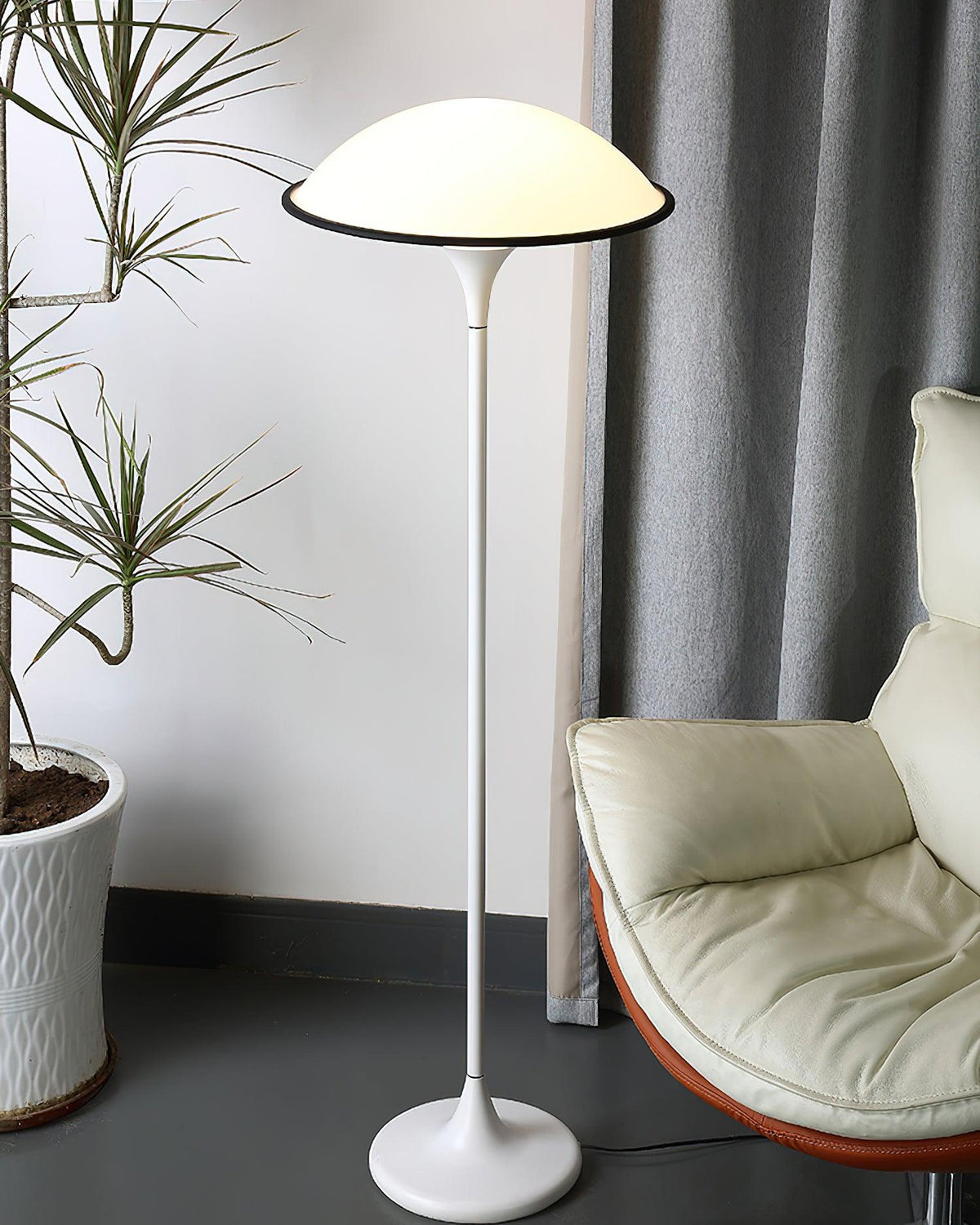 foggy-saucer-floor-lamp