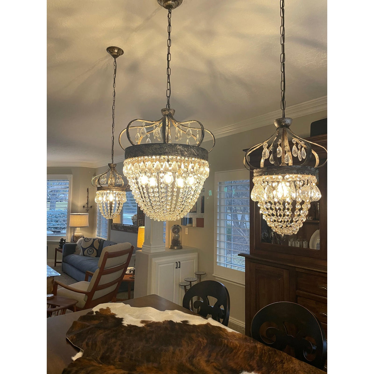 abella-tear-drop-chandelier