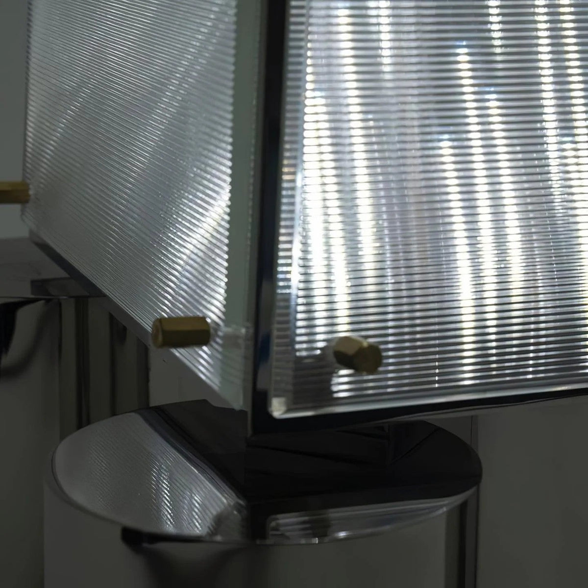 fragment-floor-lamp