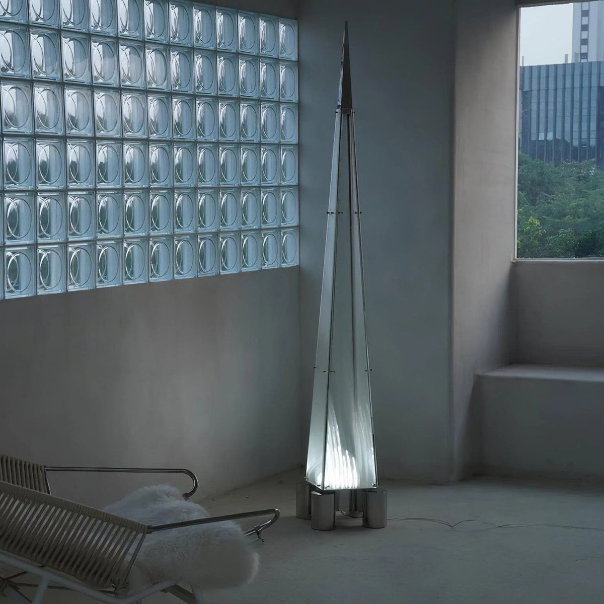 fragment-floor-lamp