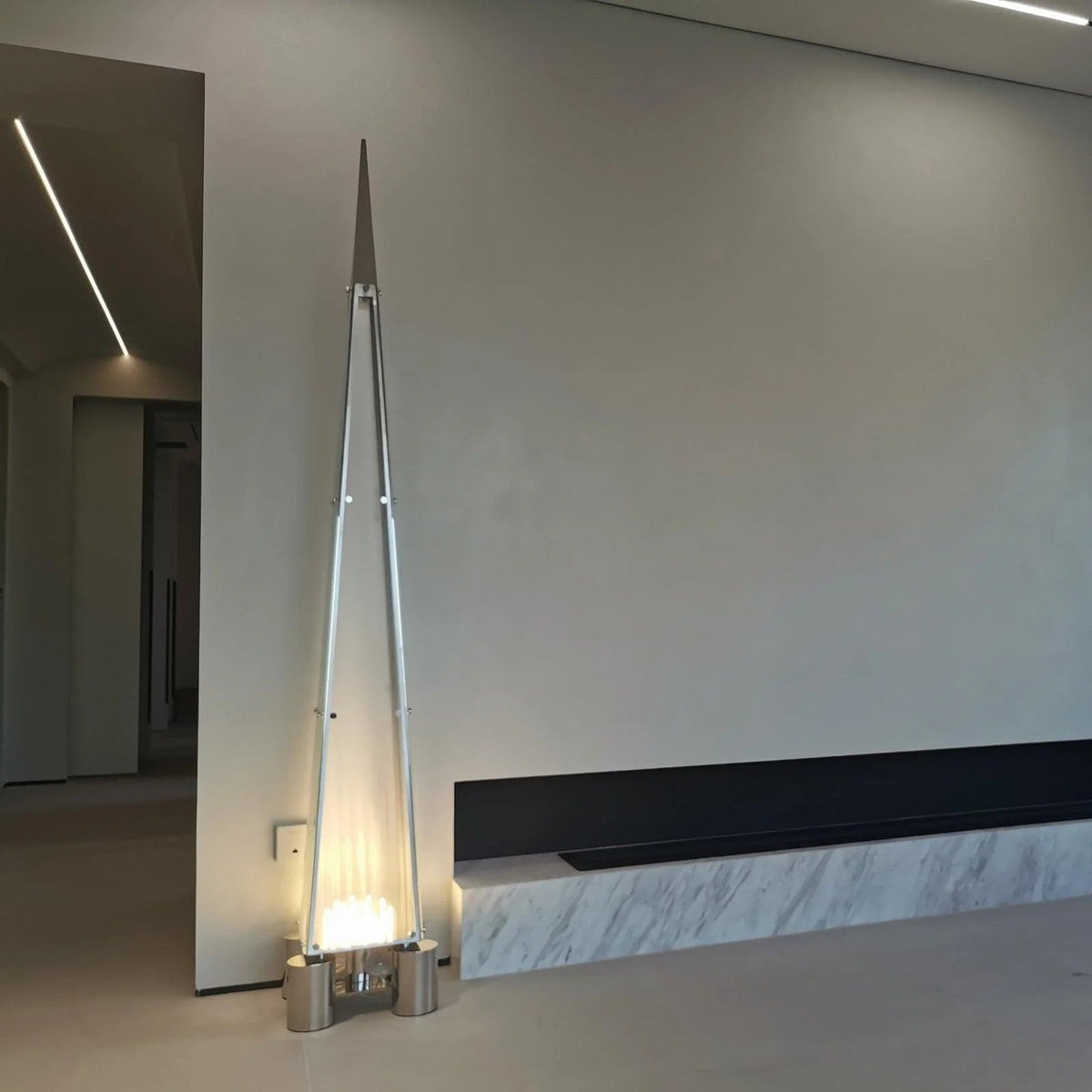 fragment-floor-lamp