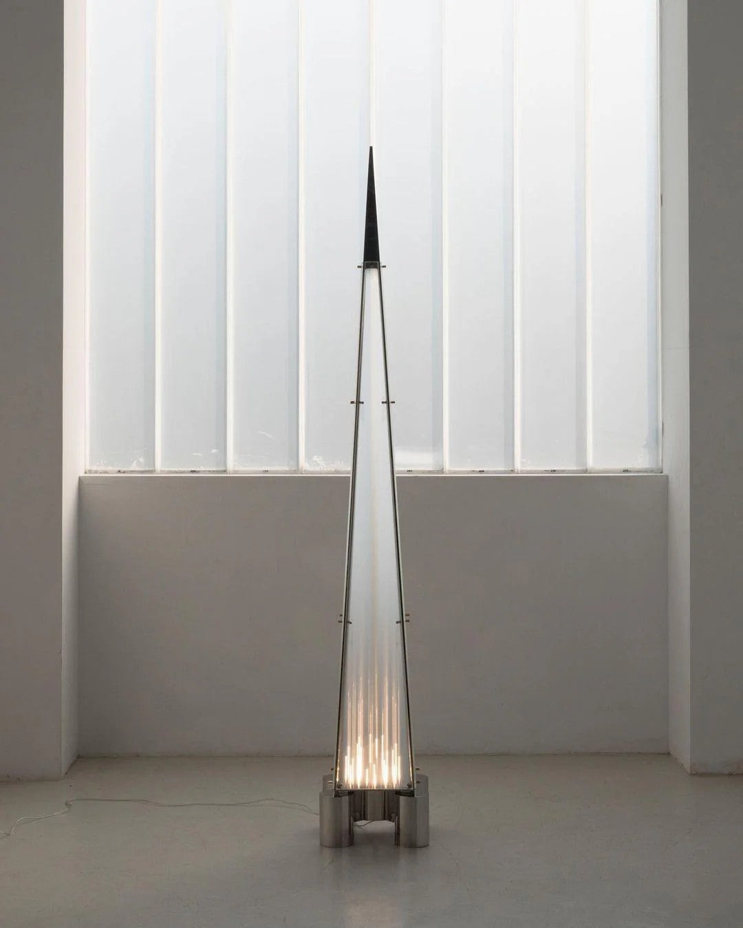 fragment-floor-lamp