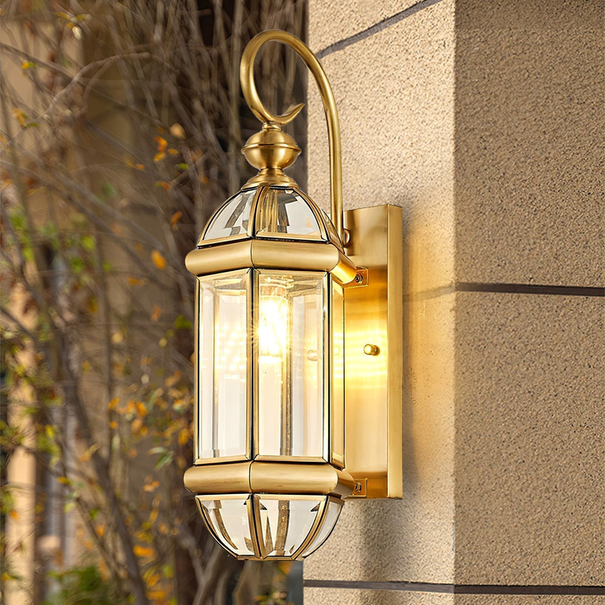Antique Brass Outdoor Wall Light with Clear Glass - Thecargoods Lamp