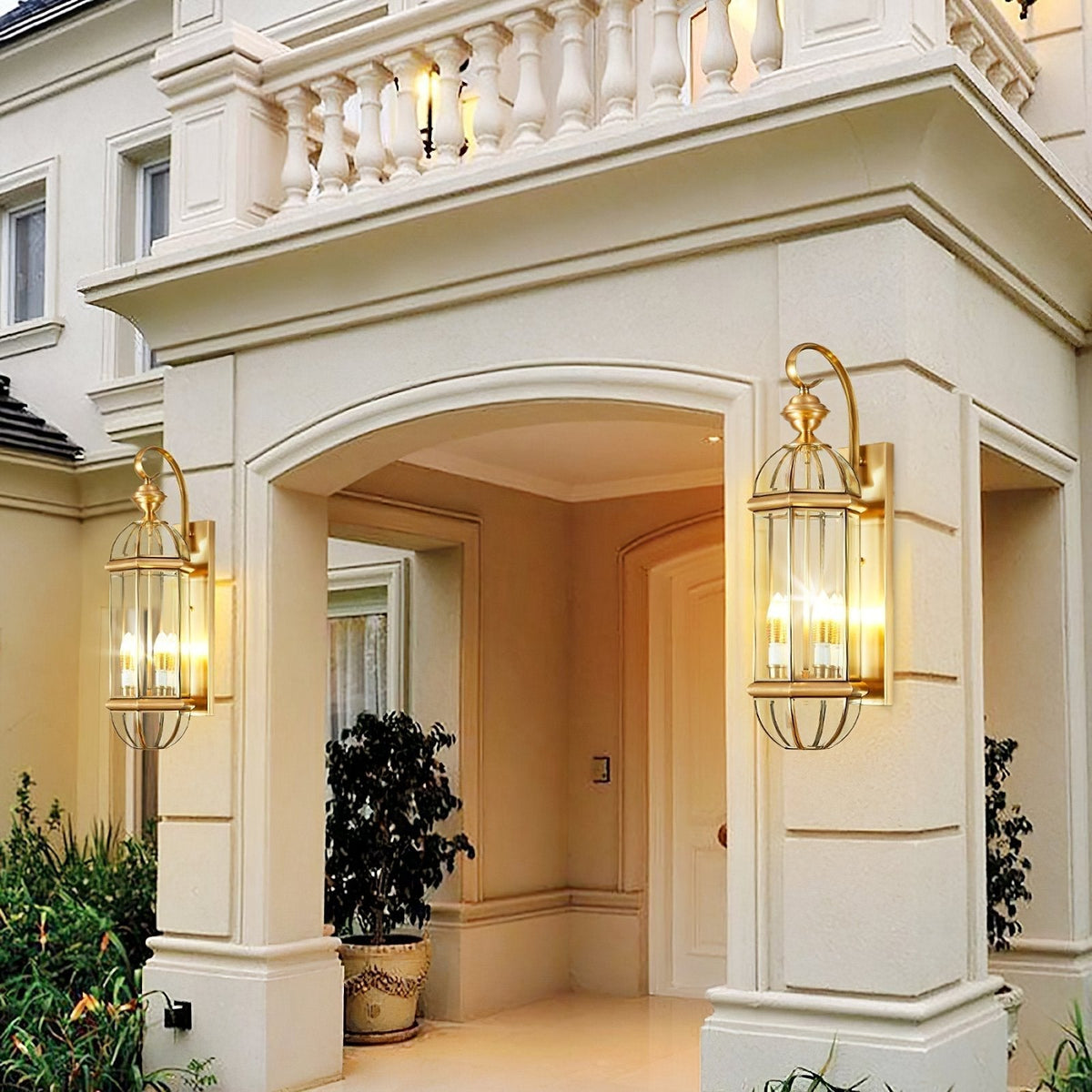 Antique Brass Outdoor Wall Light with Clear Glass - Thecargoods Lamp