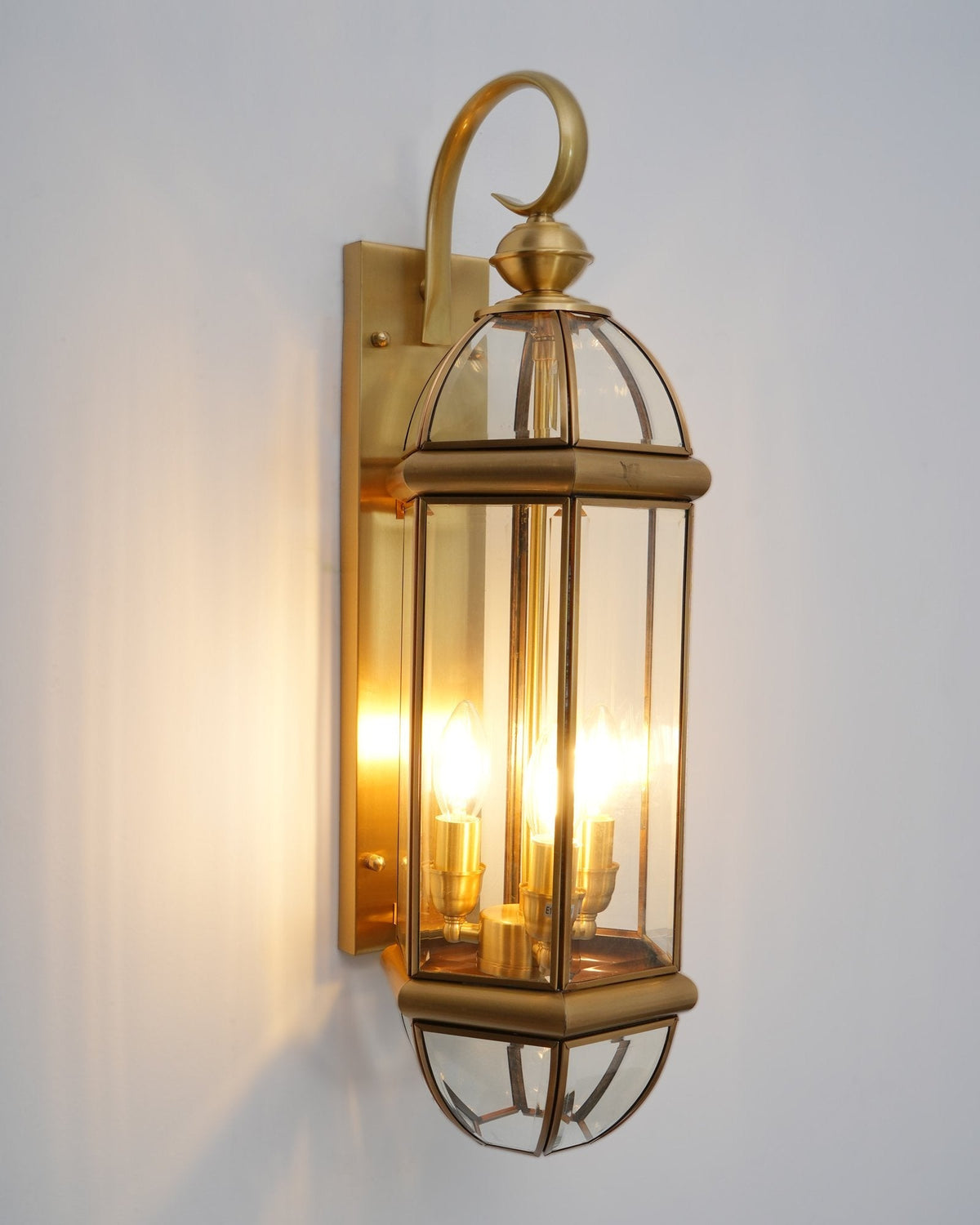Antique Brass Outdoor Wall Light with Clear Glass - Thecargoods Lamp