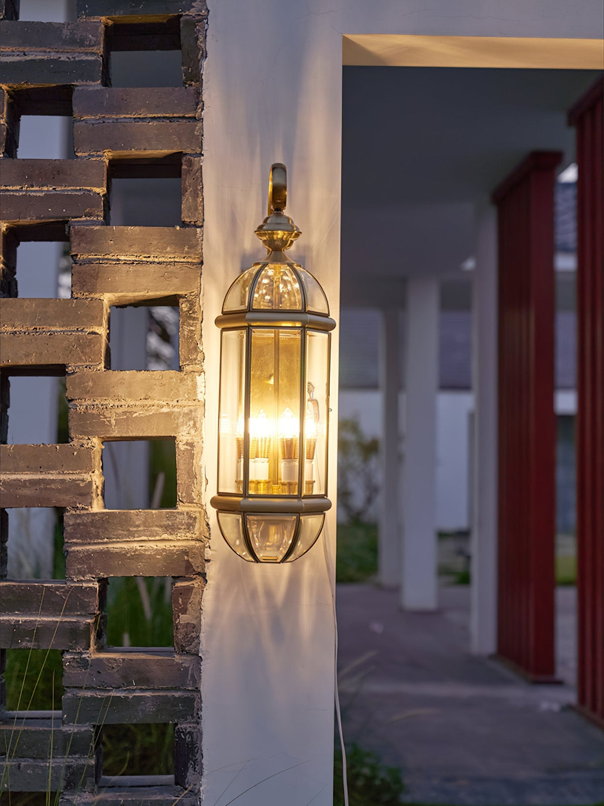 Antique Brass Outdoor Wall Light with Clear Glass - Thecargoods Lamp