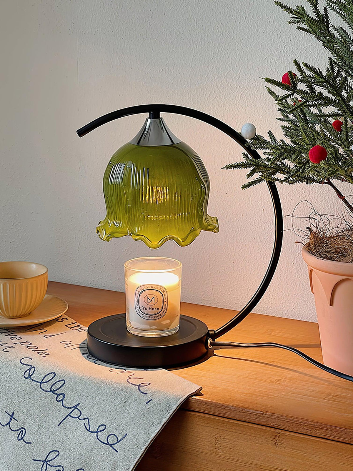 green-aroma-table-lamp