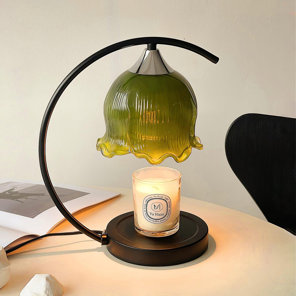 green-aroma-table-lamp