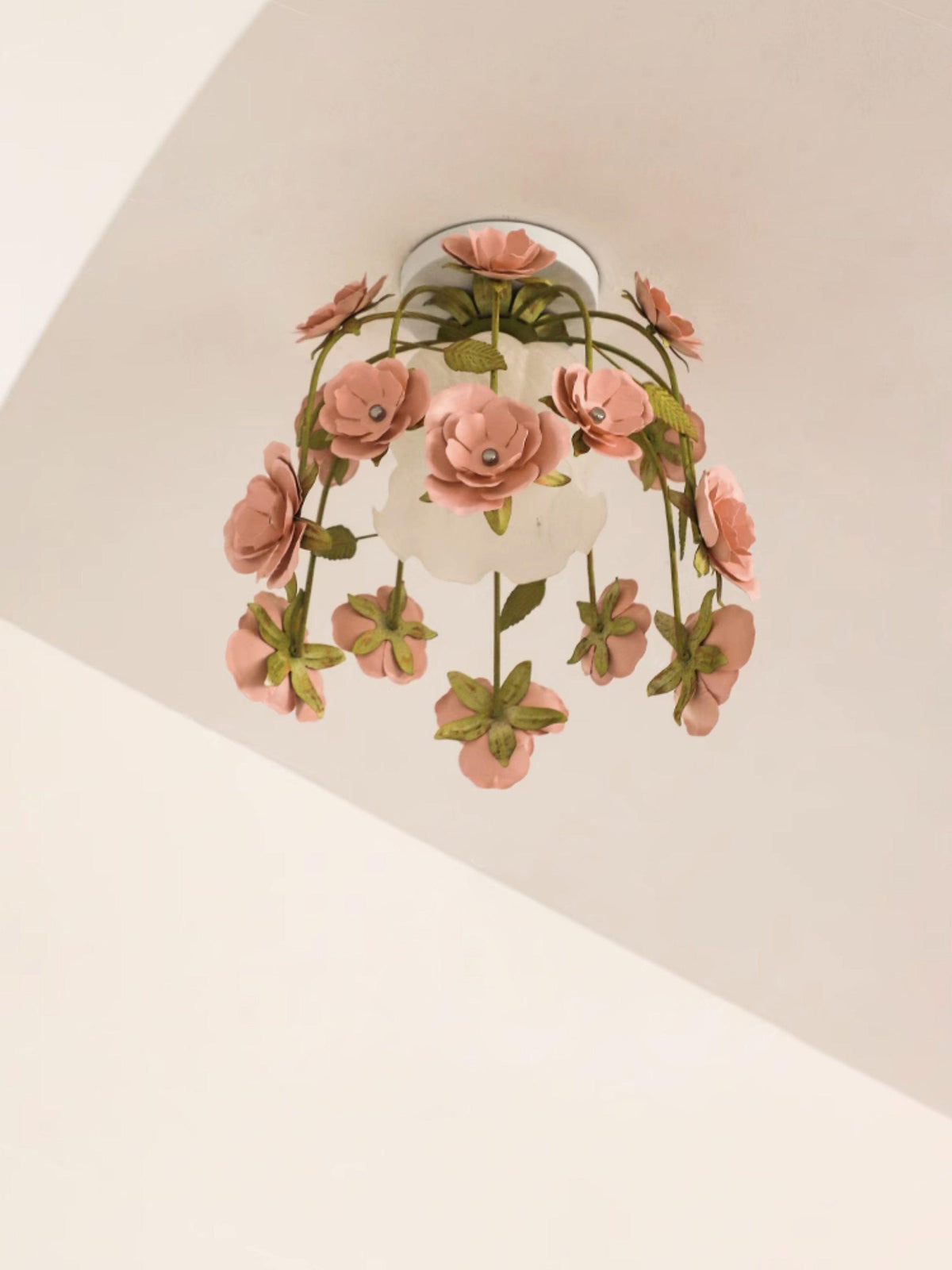 hanging-flower-ceiling-lamp