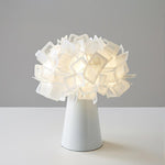 illis-flower-table-lamp